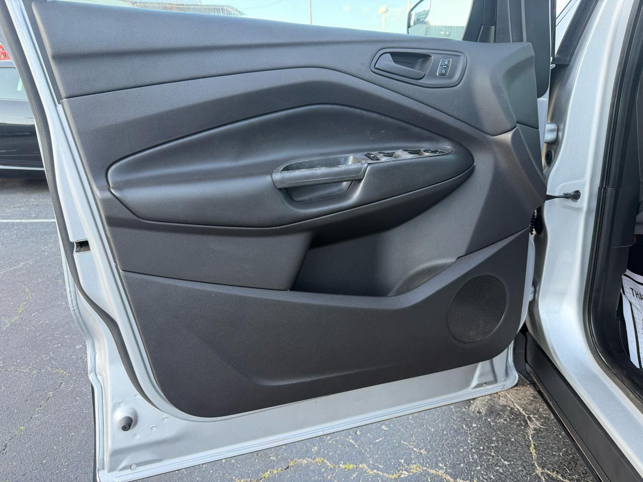 Ford Escape S FWD 2017