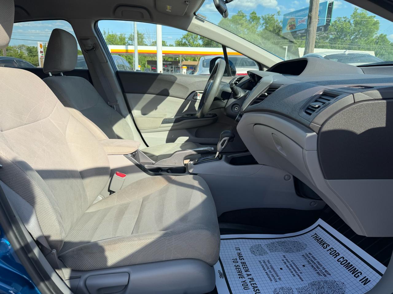 Honda Civic LX Sedan 5-Speed AT 2012