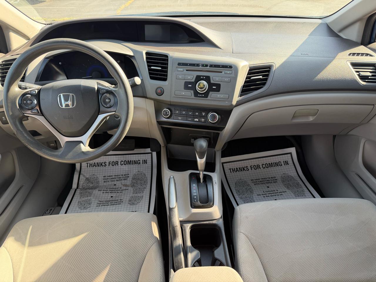 Honda Civic LX Sedan 5-Speed AT 2012