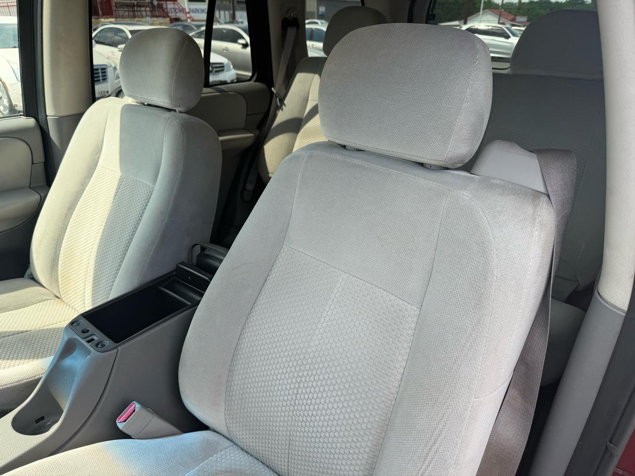 Chevrolet TrailBlazer LS1 2WD 2007