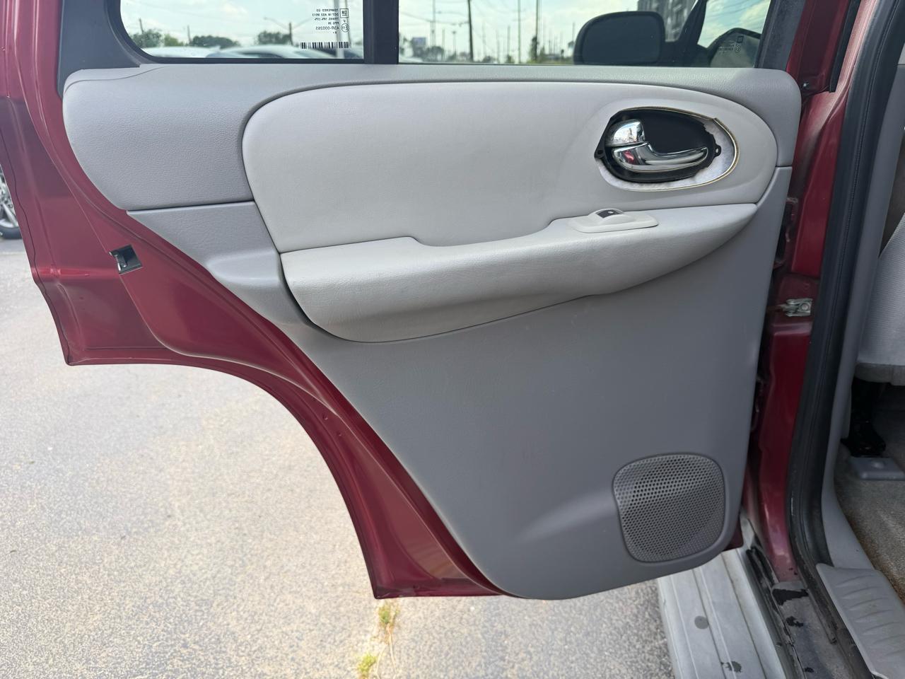 Chevrolet TrailBlazer LS1 2WD 2007