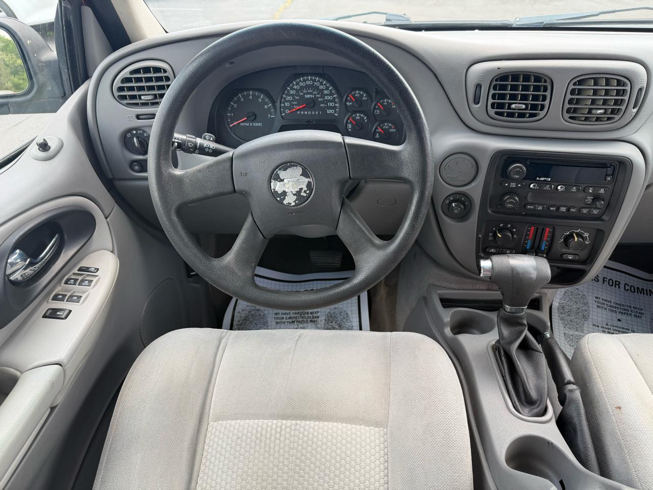 Chevrolet TrailBlazer LS1 2WD 2007