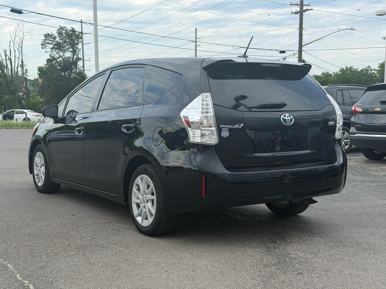 Toyota Prius V Three 2014