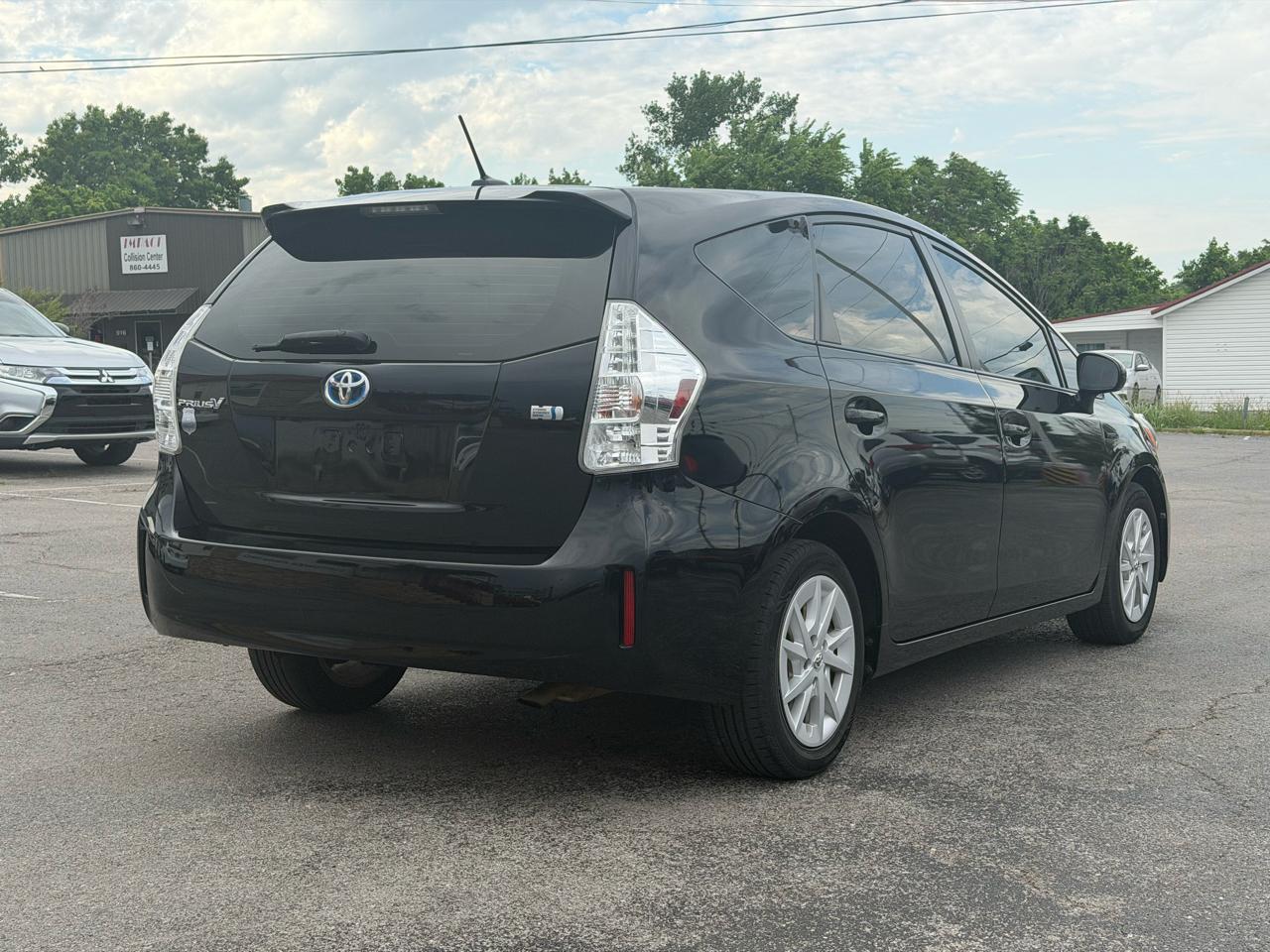 Toyota Prius V Three 2014