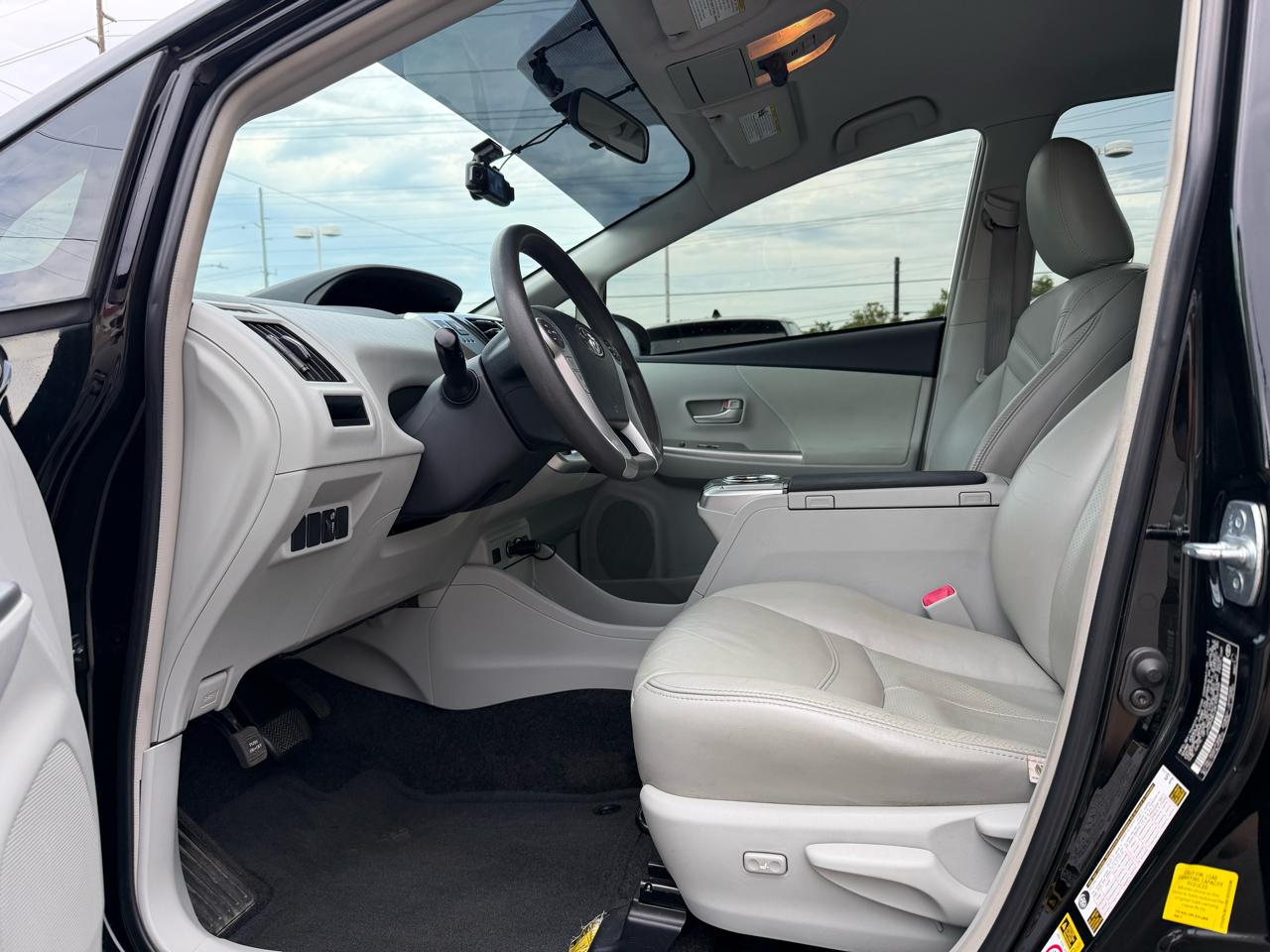 Toyota Prius V Three 2014