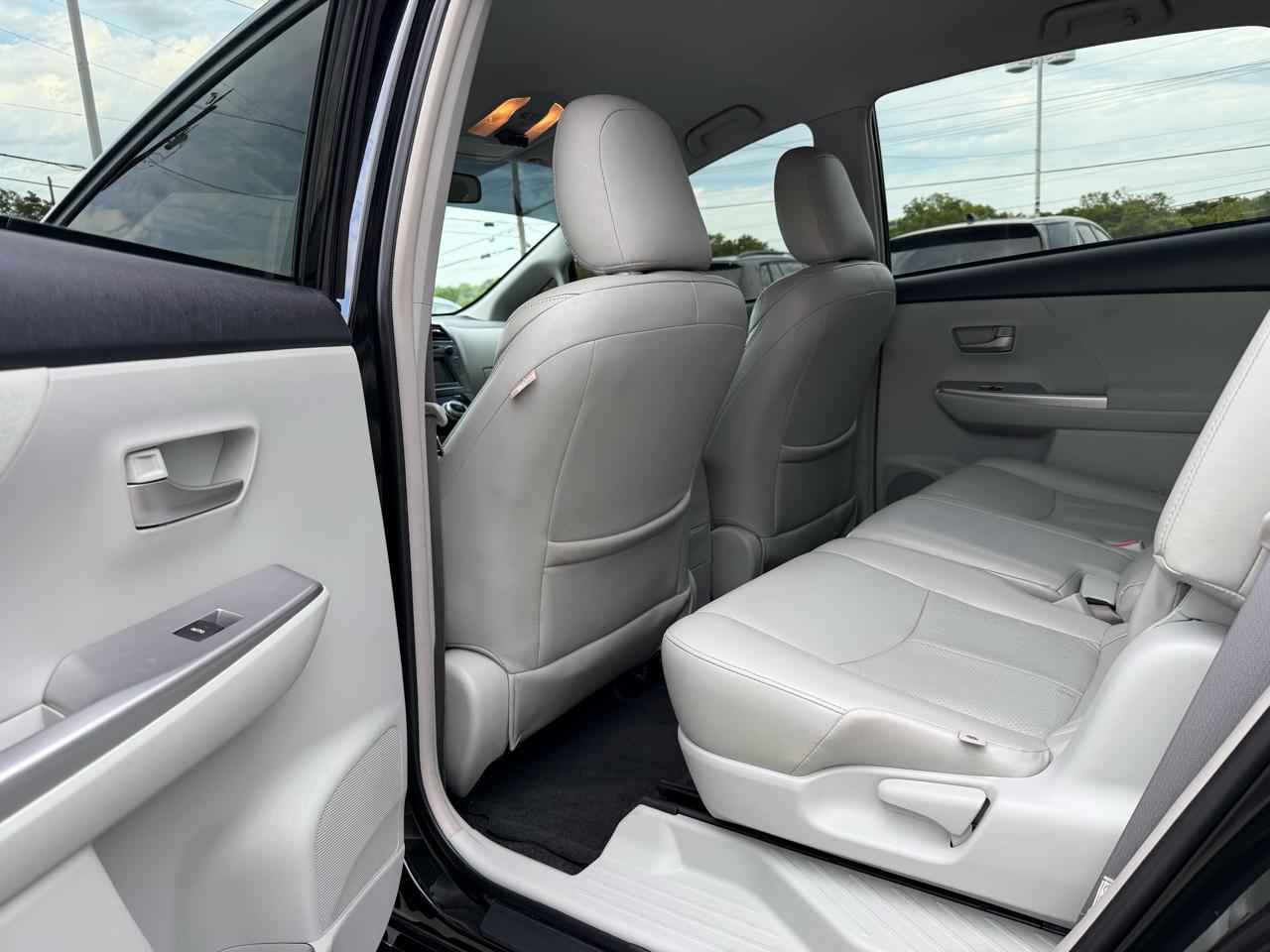 Toyota Prius V Three 2014