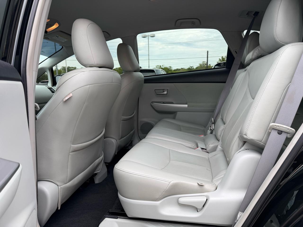 Toyota Prius V Three 2014