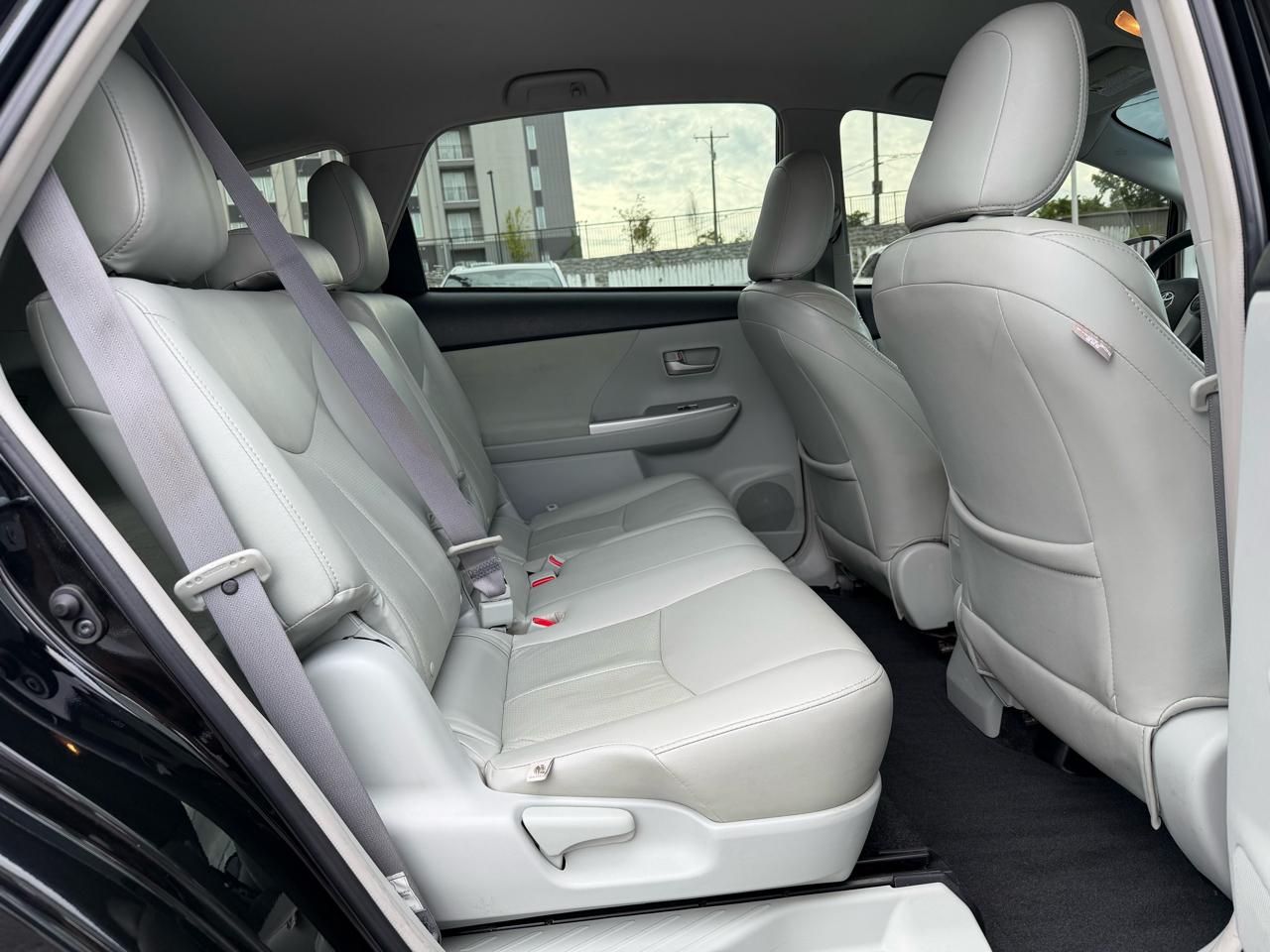Toyota Prius V Three 2014