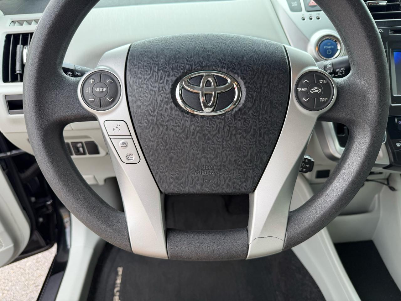 Toyota Prius V Three 2014
