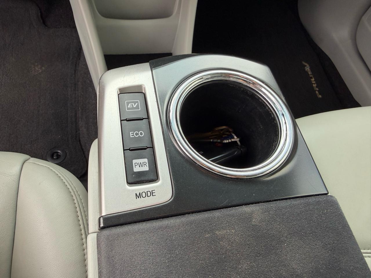 Toyota Prius V Three 2014