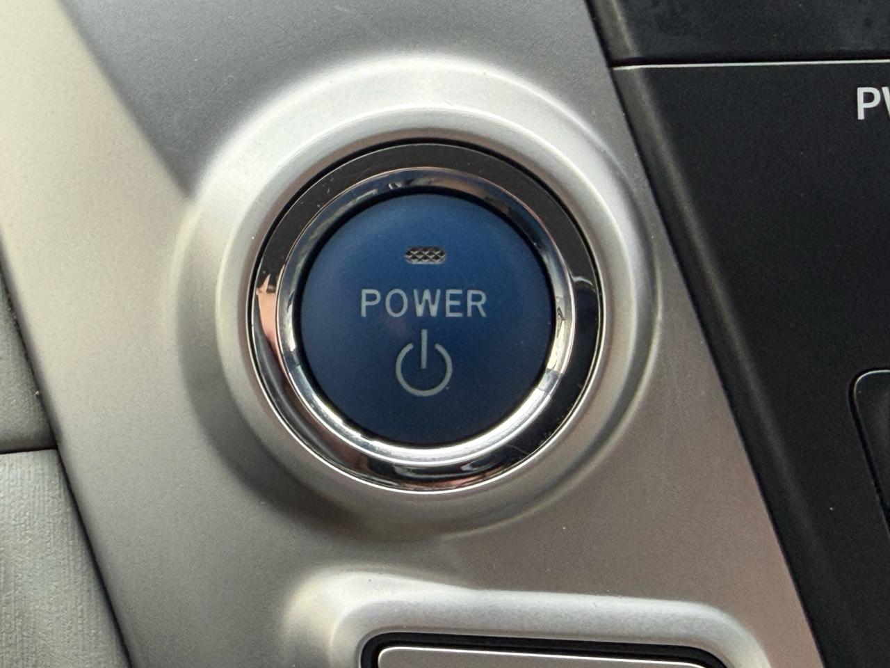 Toyota Prius V Three 2014