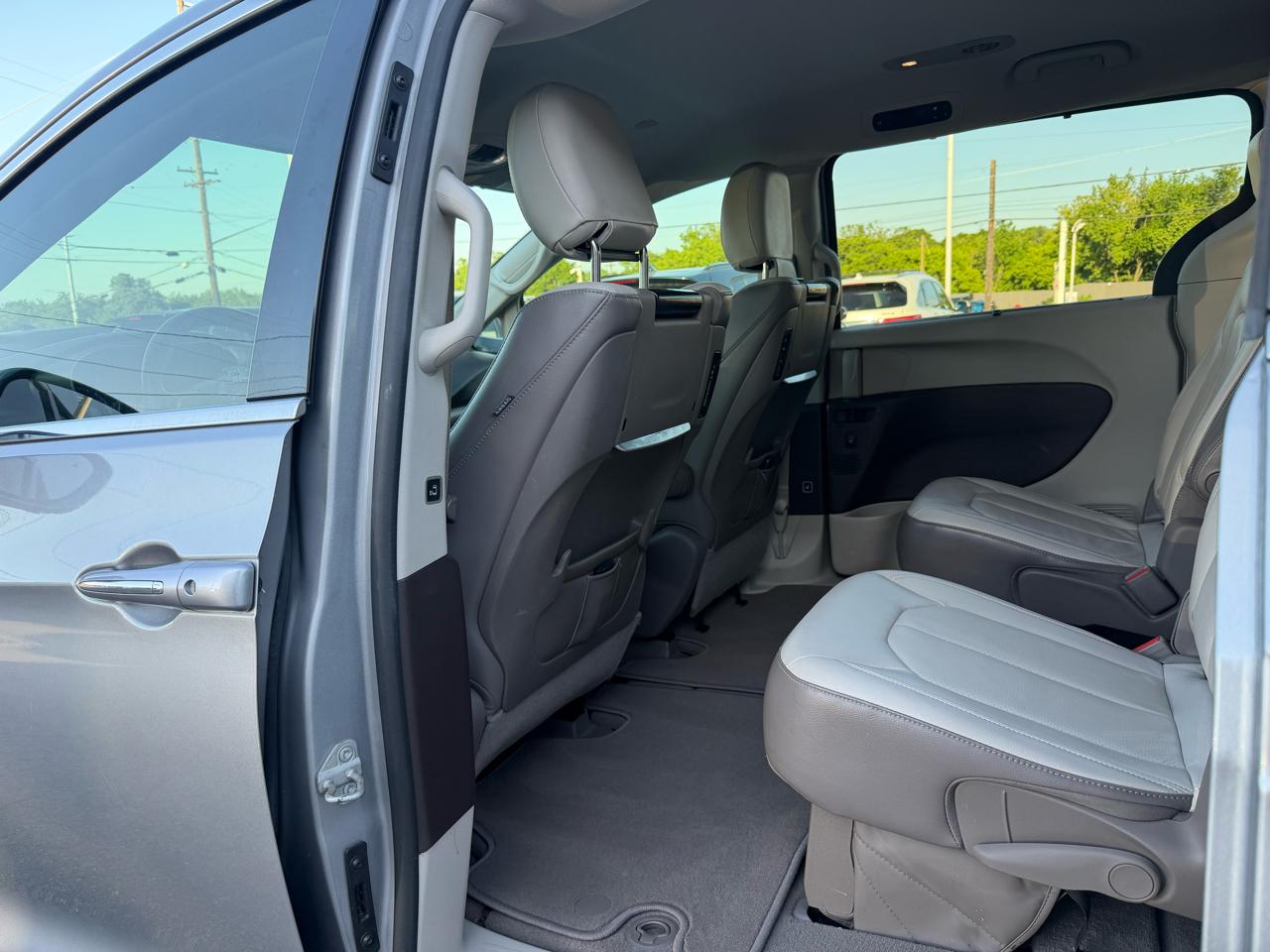 Chrysler Pacifica Touring-L Plus 2017