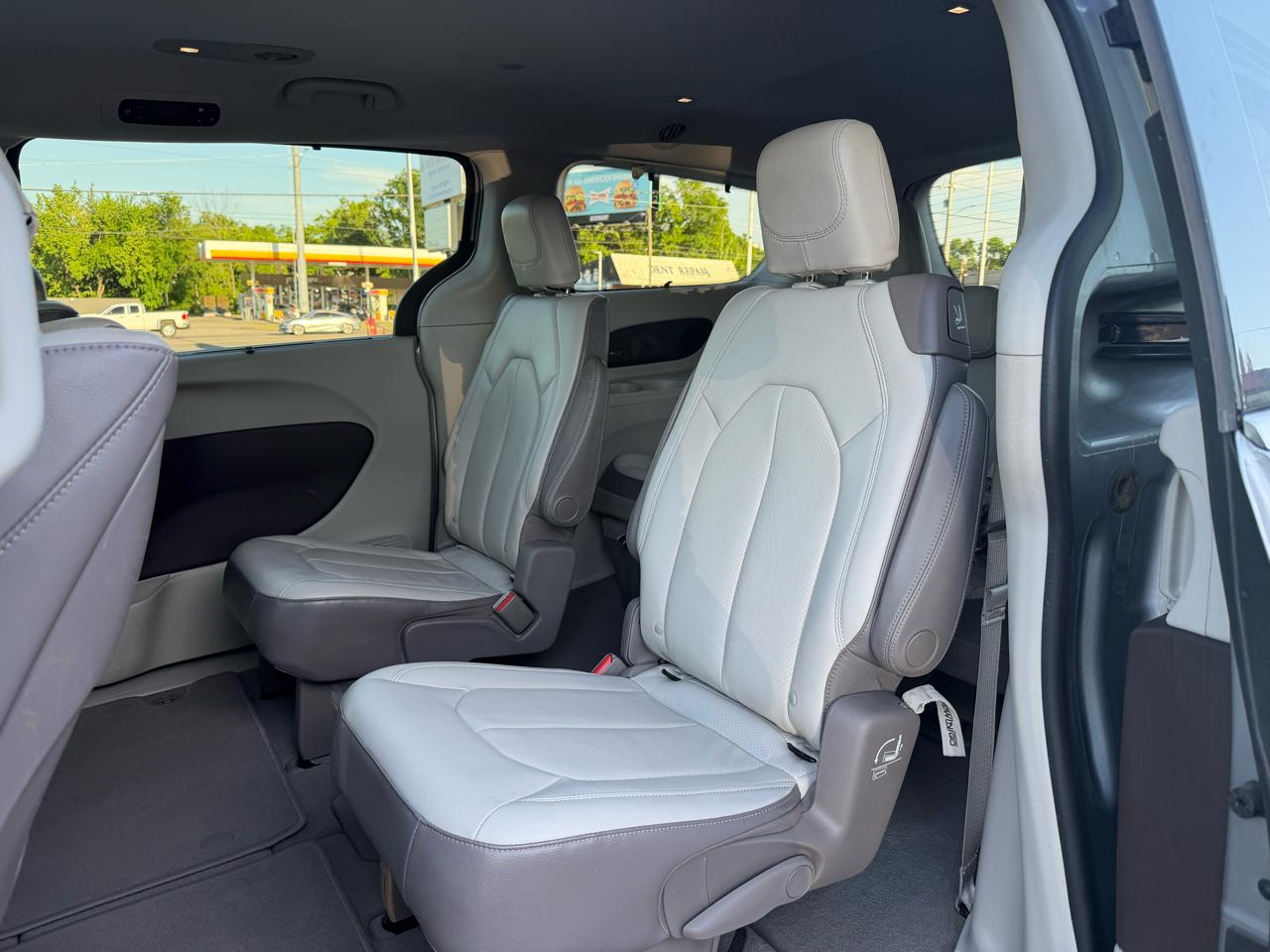 Chrysler Pacifica Touring-L Plus 2017