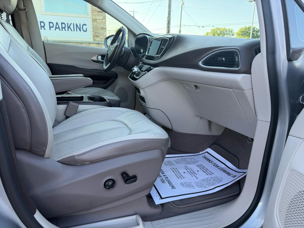 Chrysler Pacifica Touring-L Plus 2017