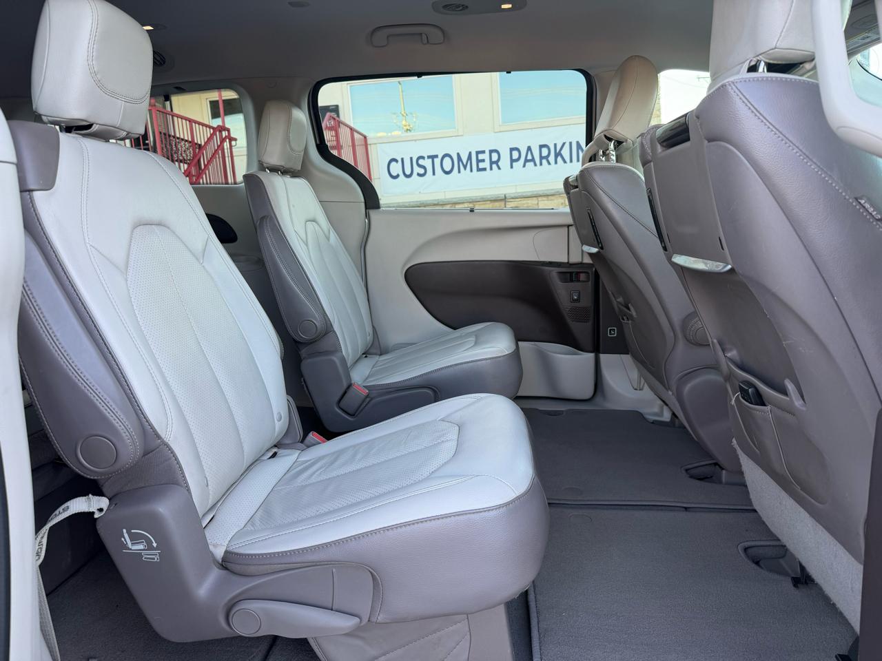 Chrysler Pacifica Touring-L Plus 2017