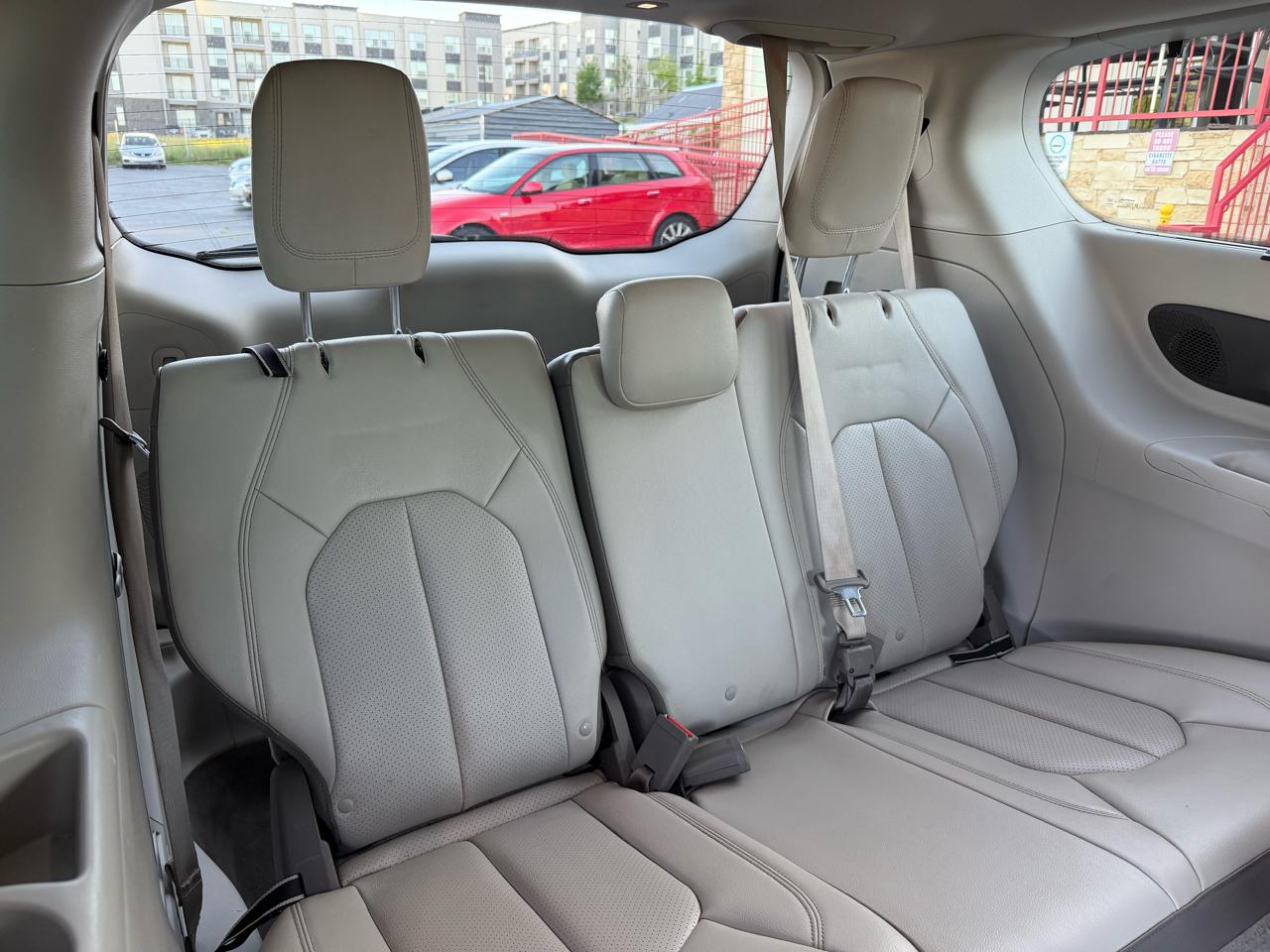 Chrysler Pacifica Touring-L Plus 2017