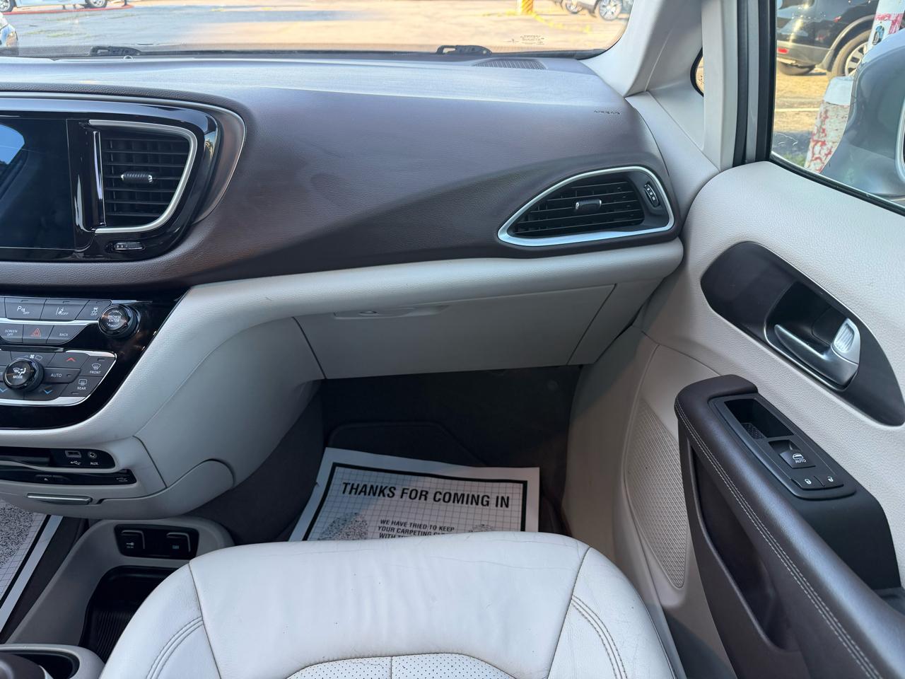 Chrysler Pacifica Touring-L Plus 2017