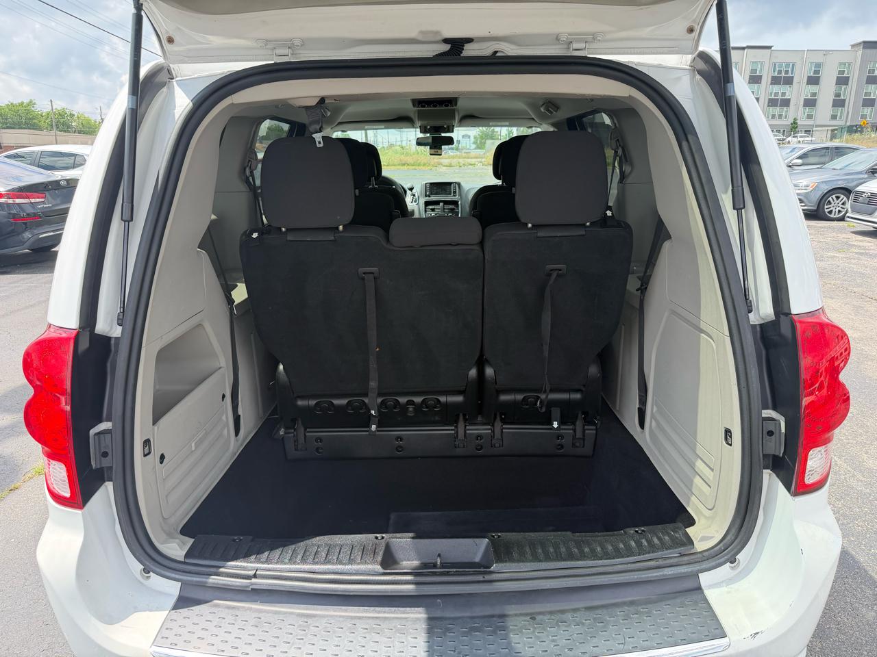 Dodge Grand Caravan SE 2017