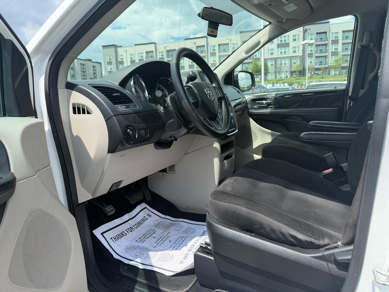 Dodge Grand Caravan SE 2017