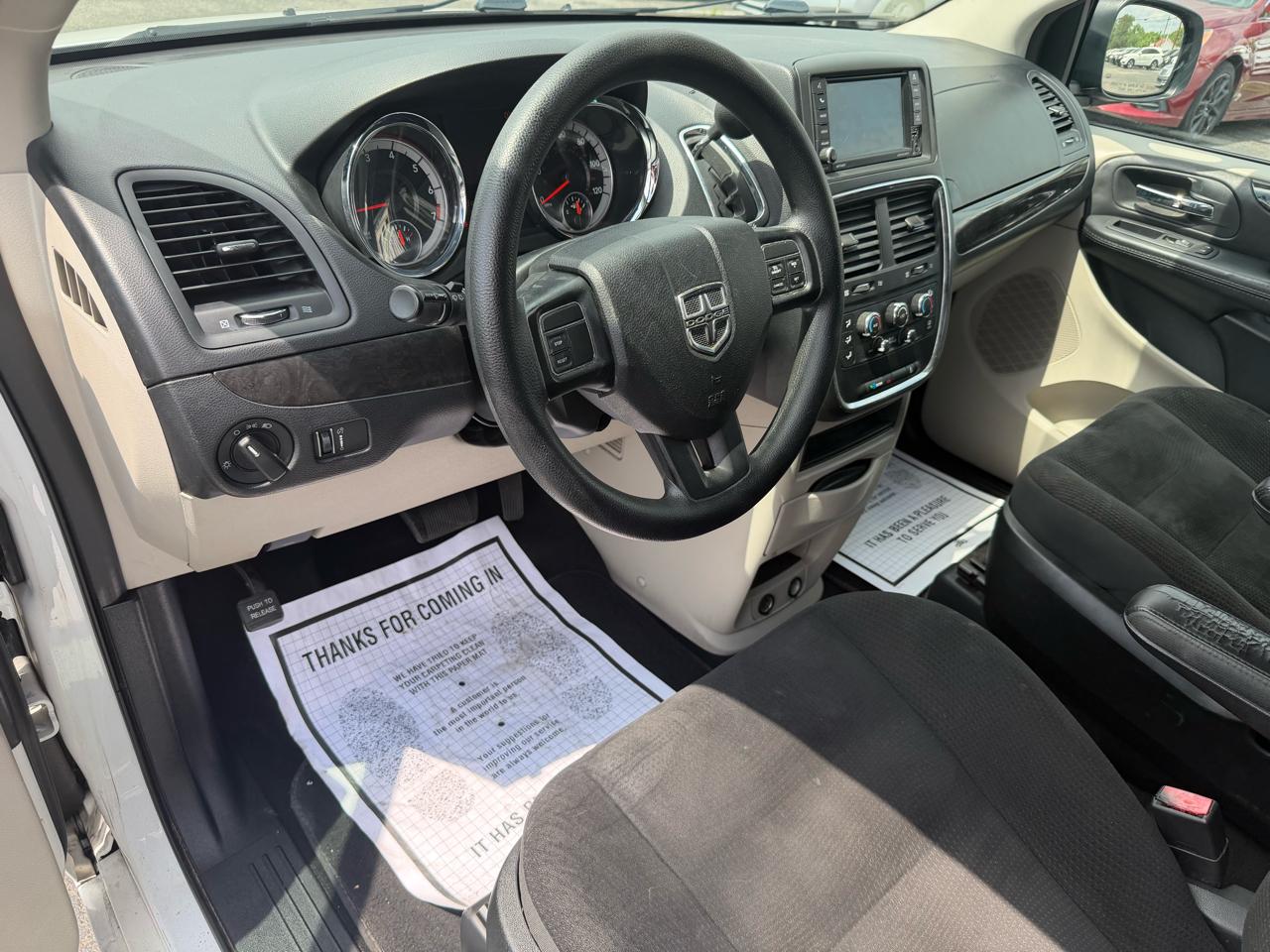 Dodge Grand Caravan SE 2017