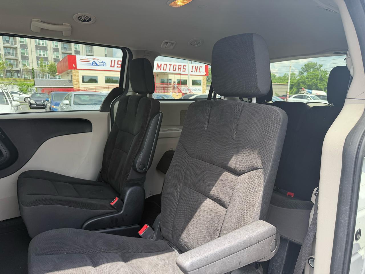 Dodge Grand Caravan SE 2017