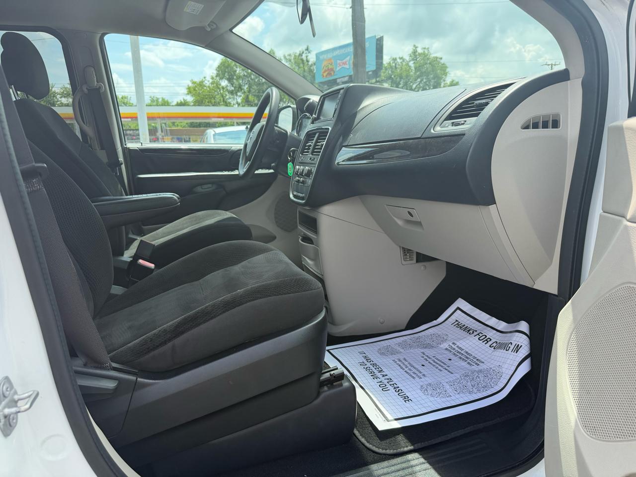 Dodge Grand Caravan SE 2017