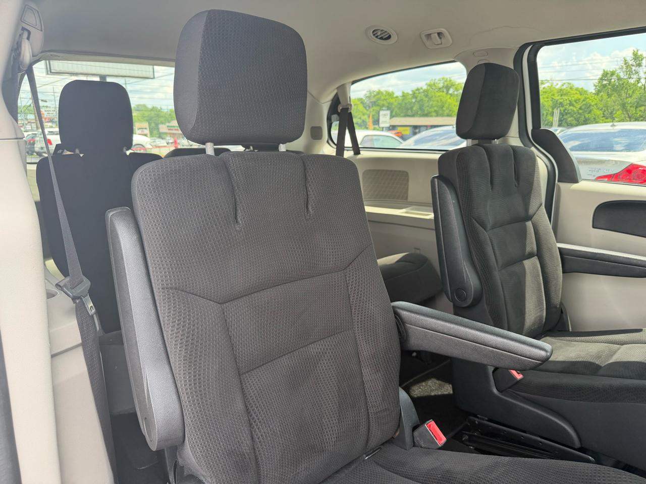 Dodge Grand Caravan SE 2017