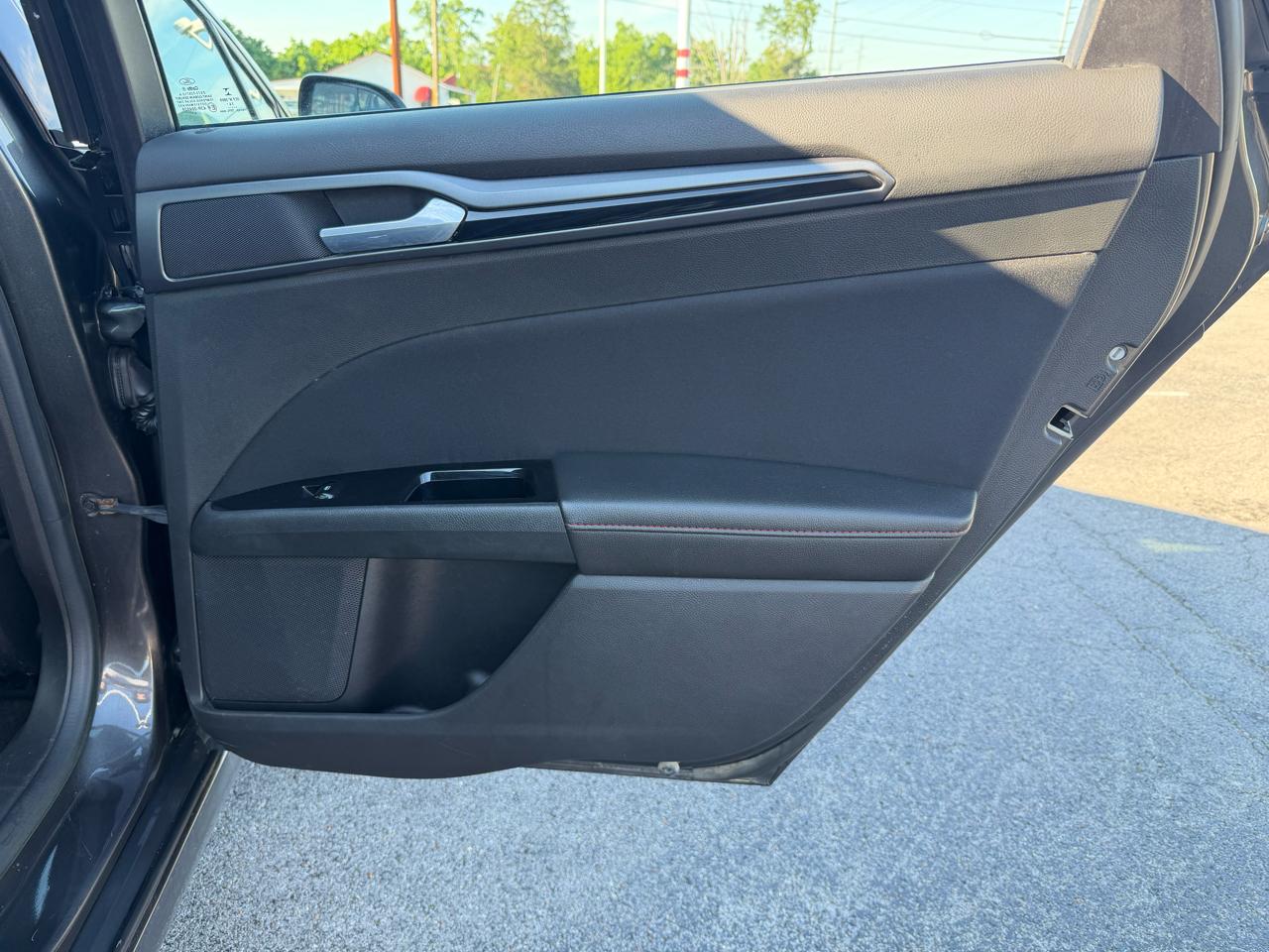 Ford Fusion SE AWD 2015