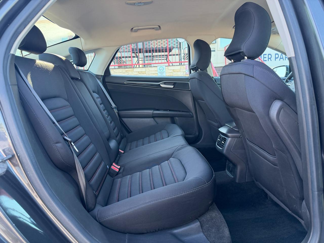 Ford Fusion SE AWD 2015