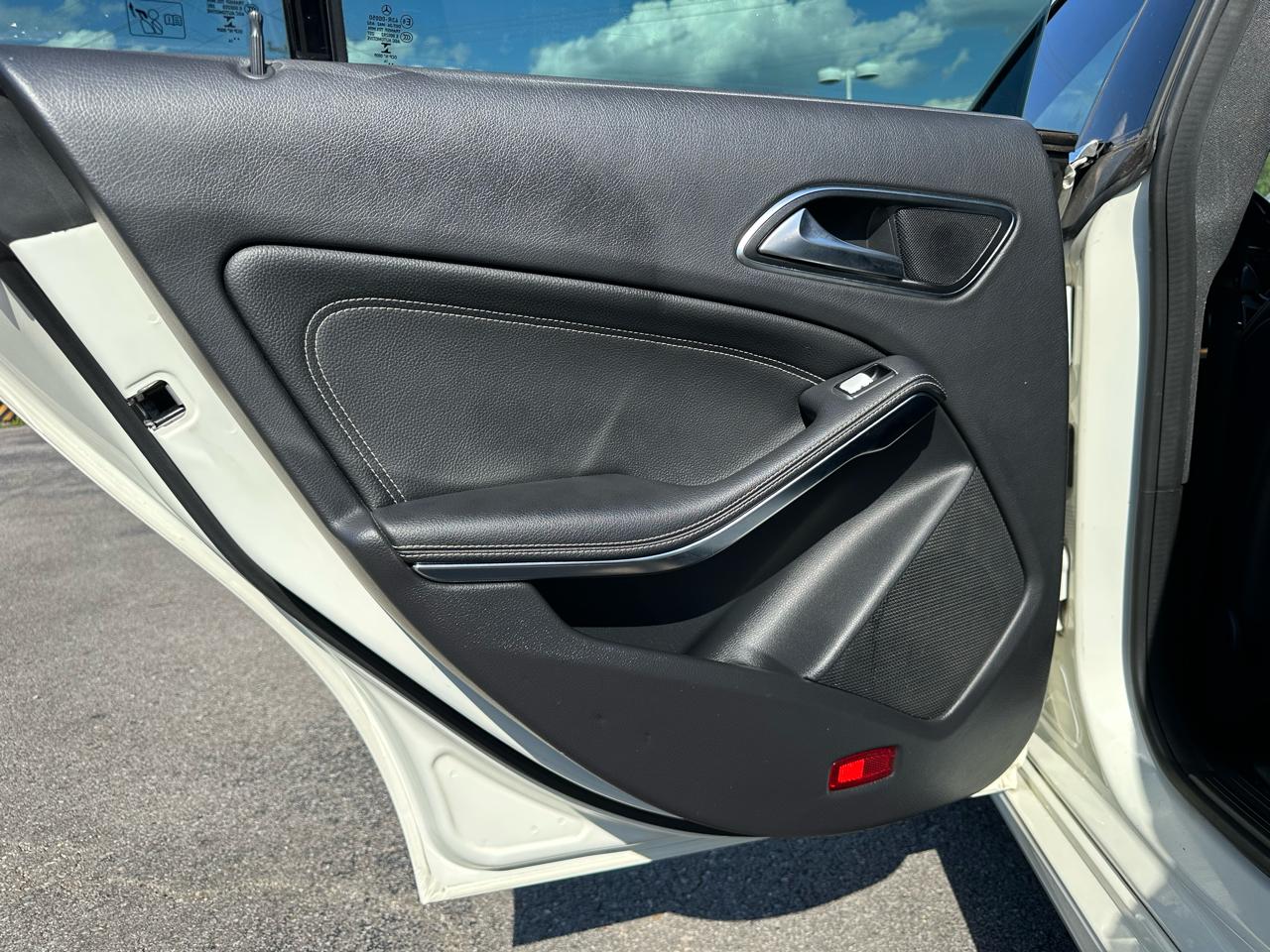 Mercedes-Benz CLA-Class CLA250 2014