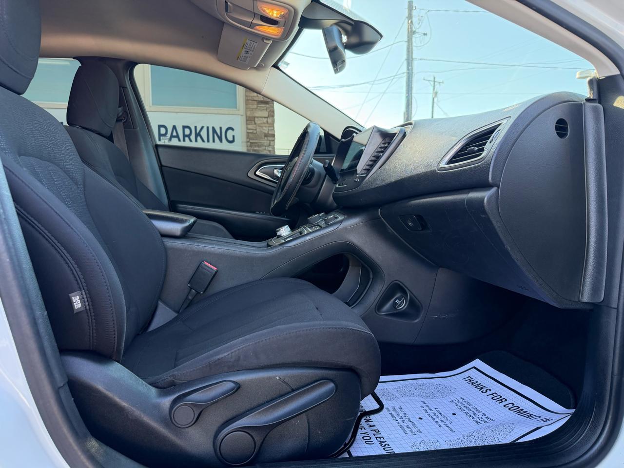 Chrysler 200 Limited 2015