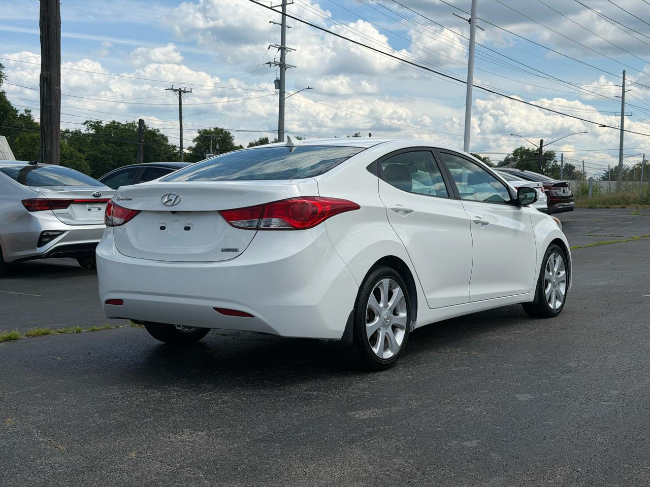 Hyundai Elantra Limited 2013