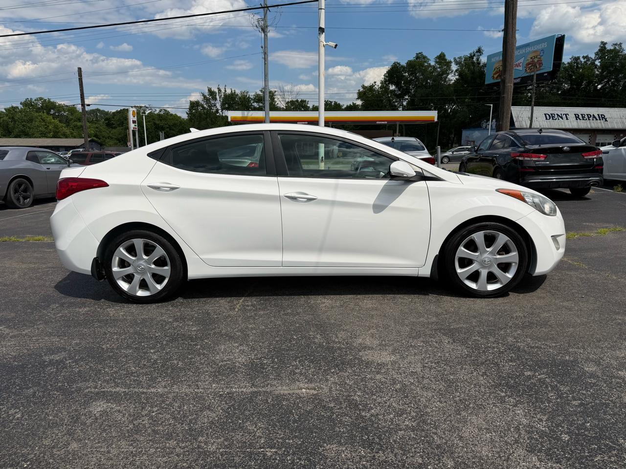 Hyundai Elantra Limited 2013