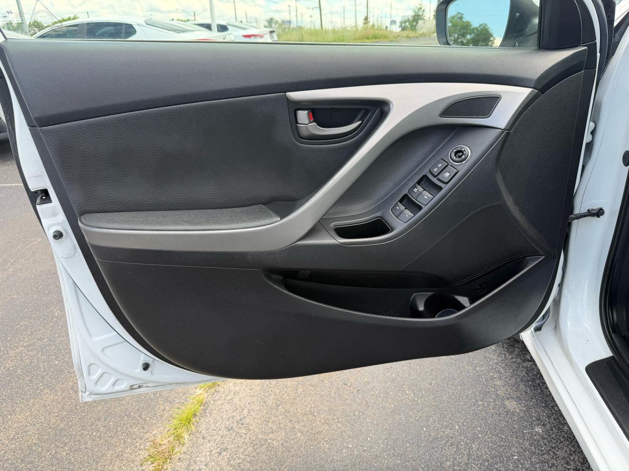 Hyundai Elantra Limited 2013