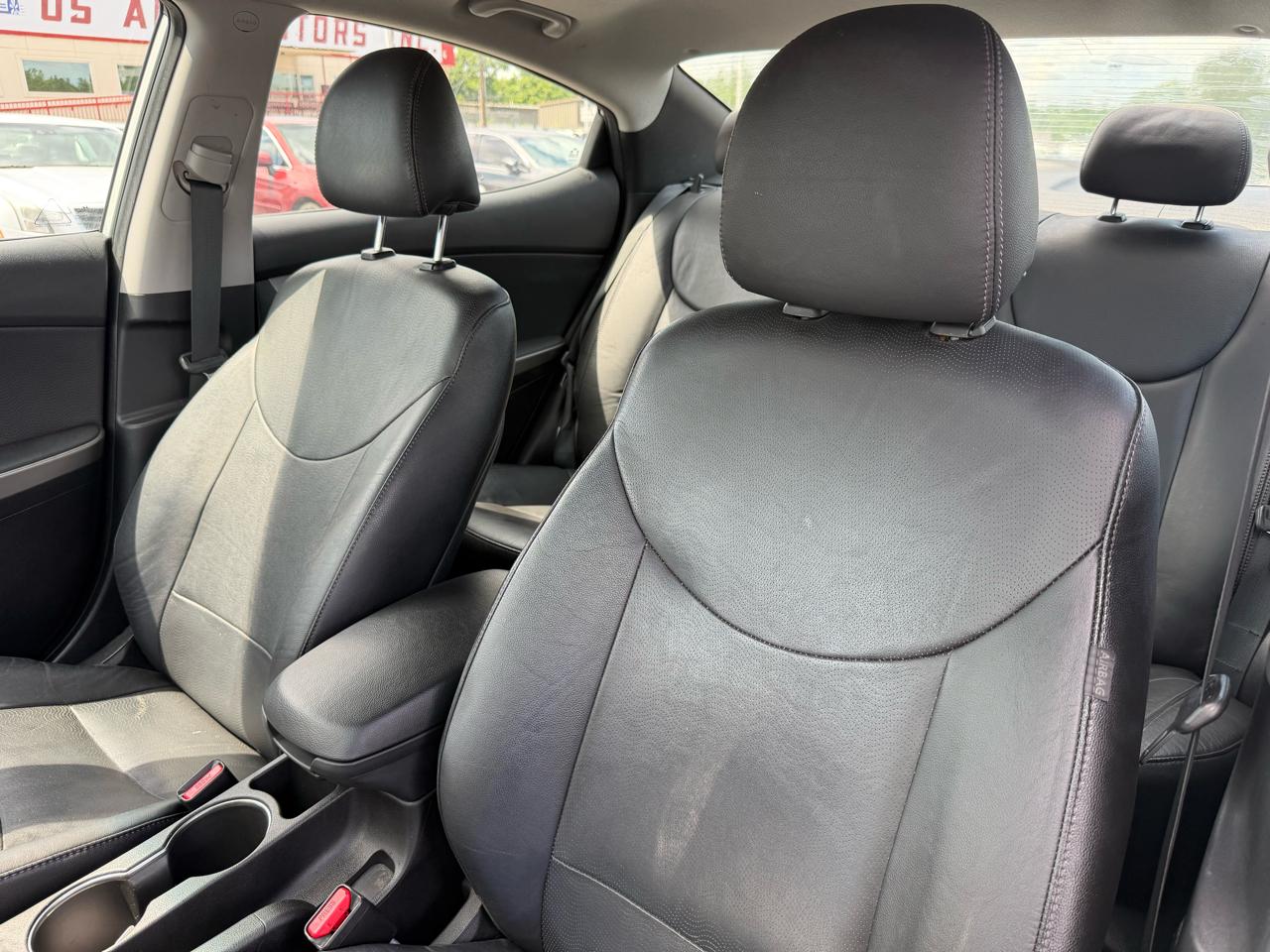 Hyundai Elantra Limited 2013
