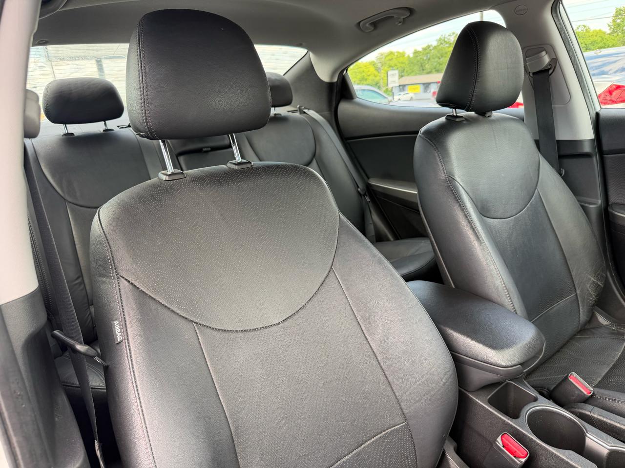 Hyundai Elantra Limited 2013