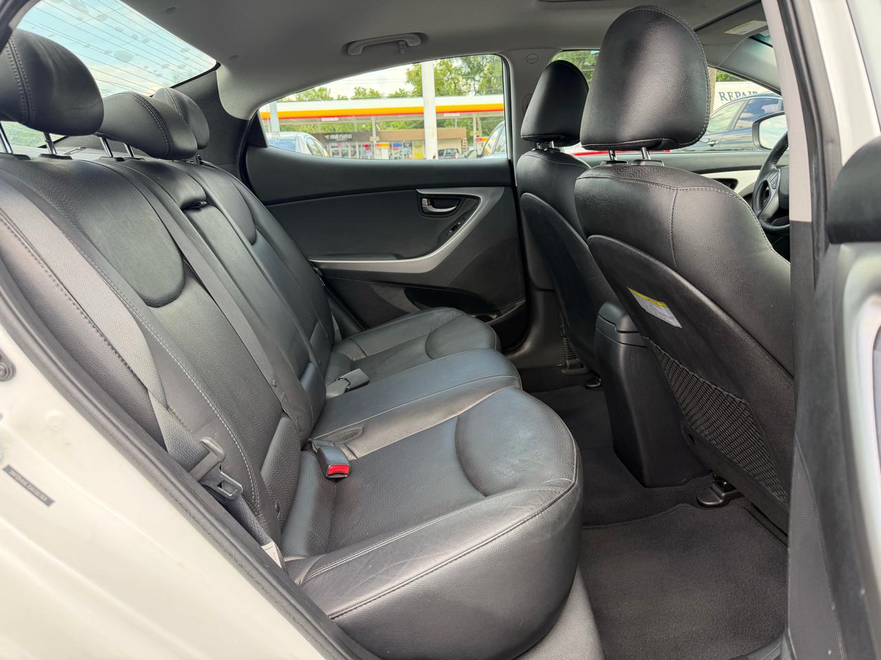 Hyundai Elantra Limited 2013