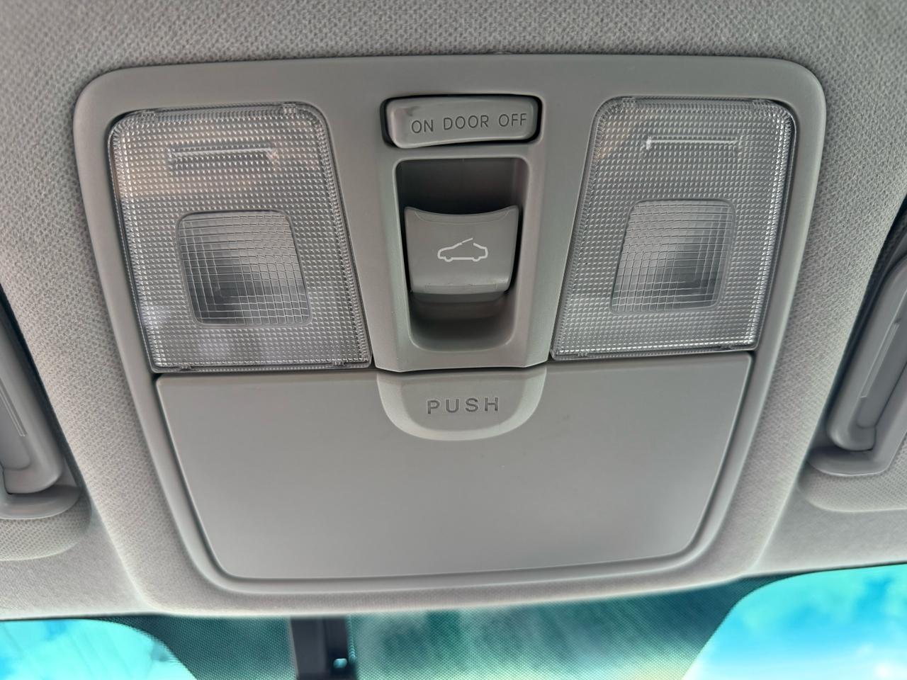 Hyundai Elantra Limited 2013
