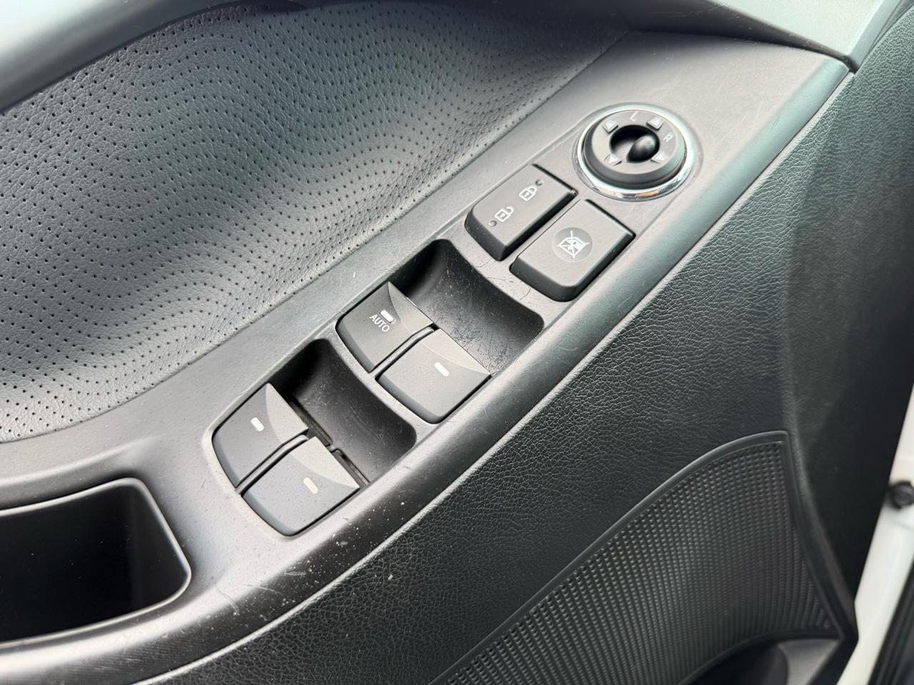 Hyundai Elantra Limited 2013