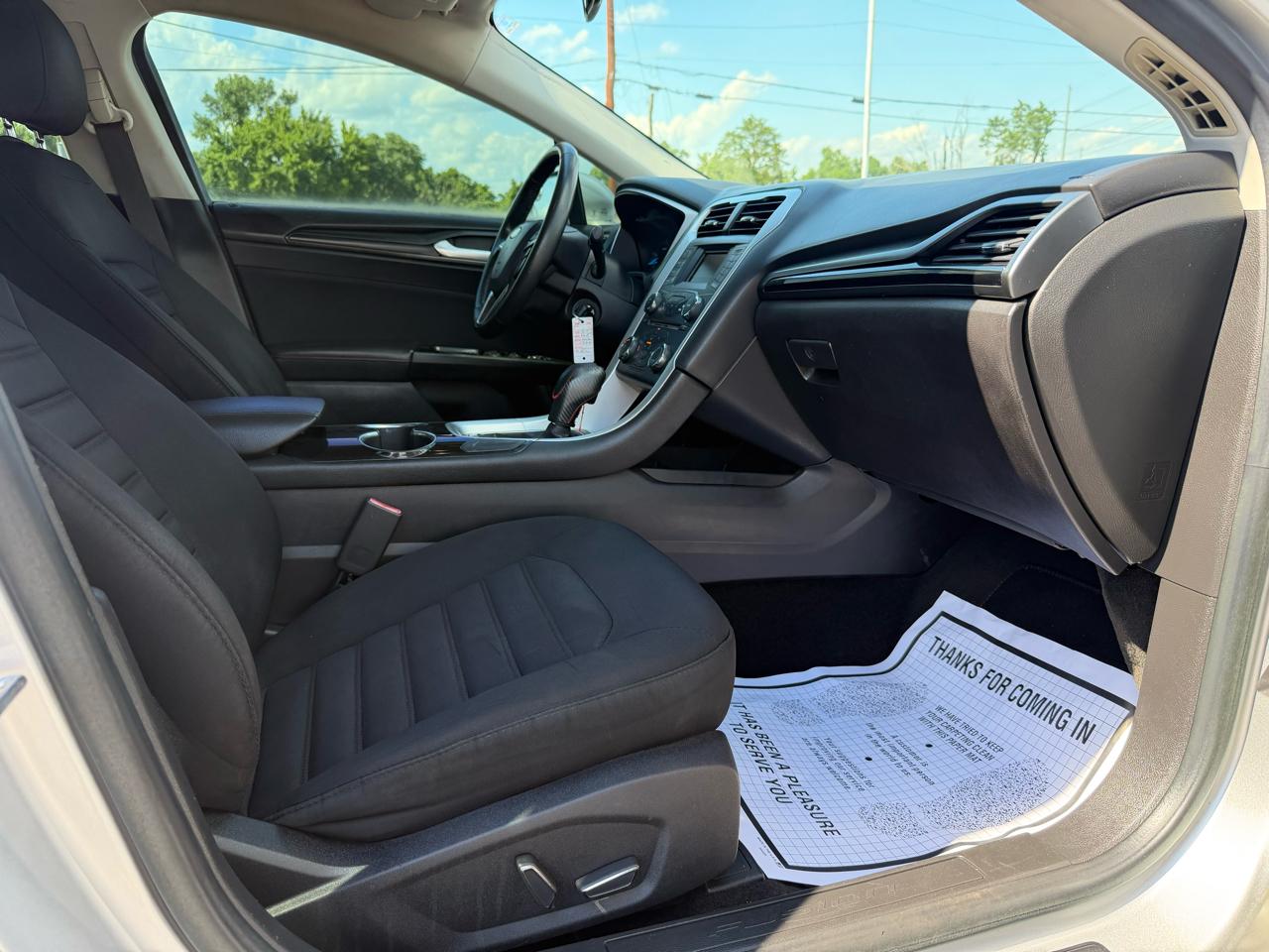 Ford Fusion SE 2016