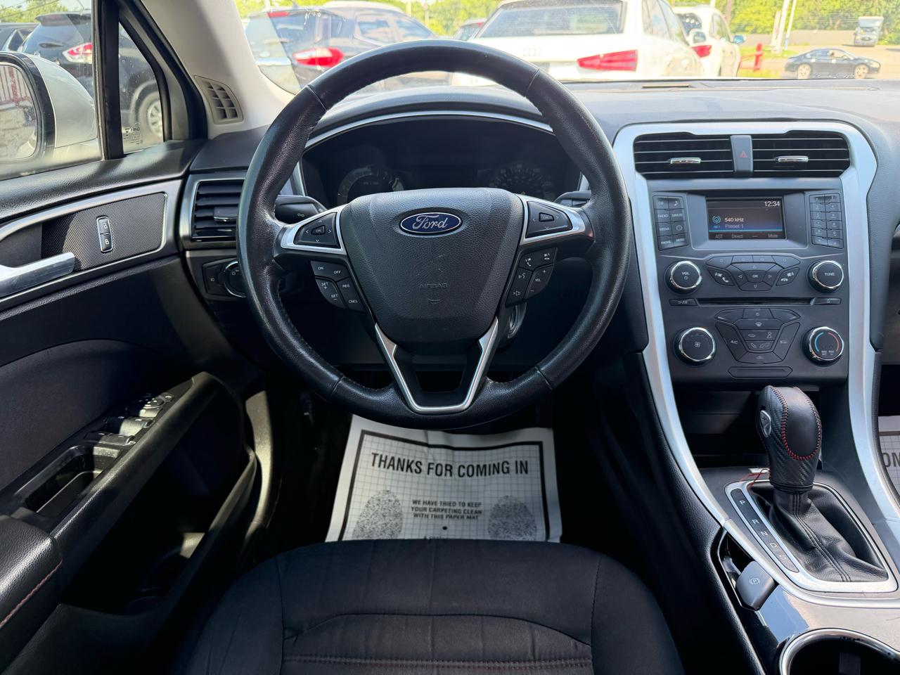 Ford Fusion SE 2016