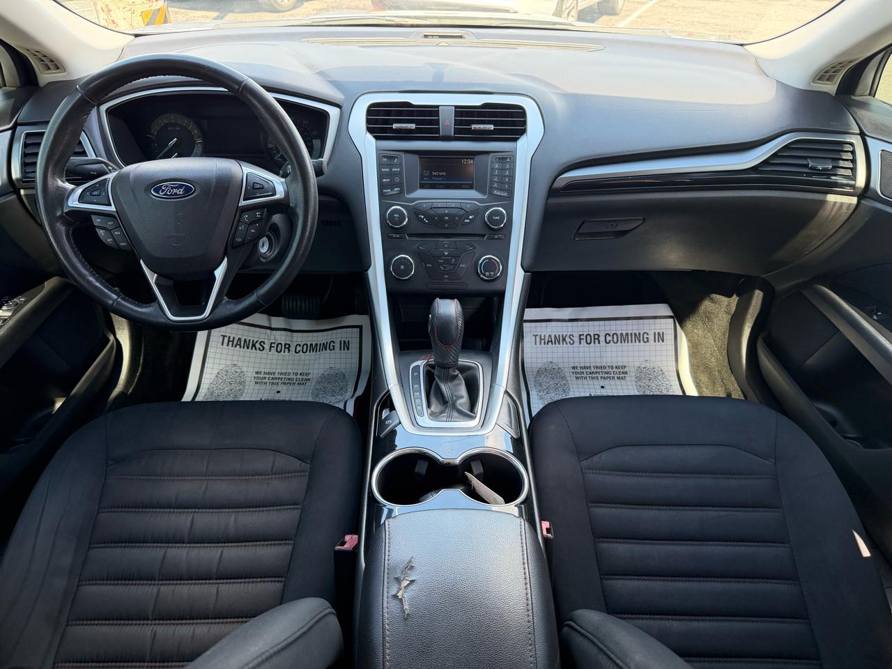 Ford Fusion SE 2016