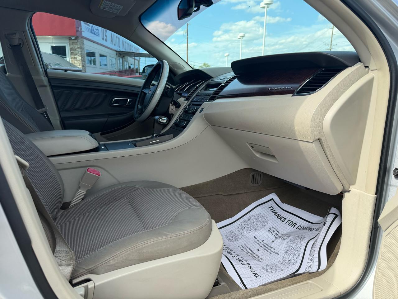 Ford Taurus SEL FWD 2012