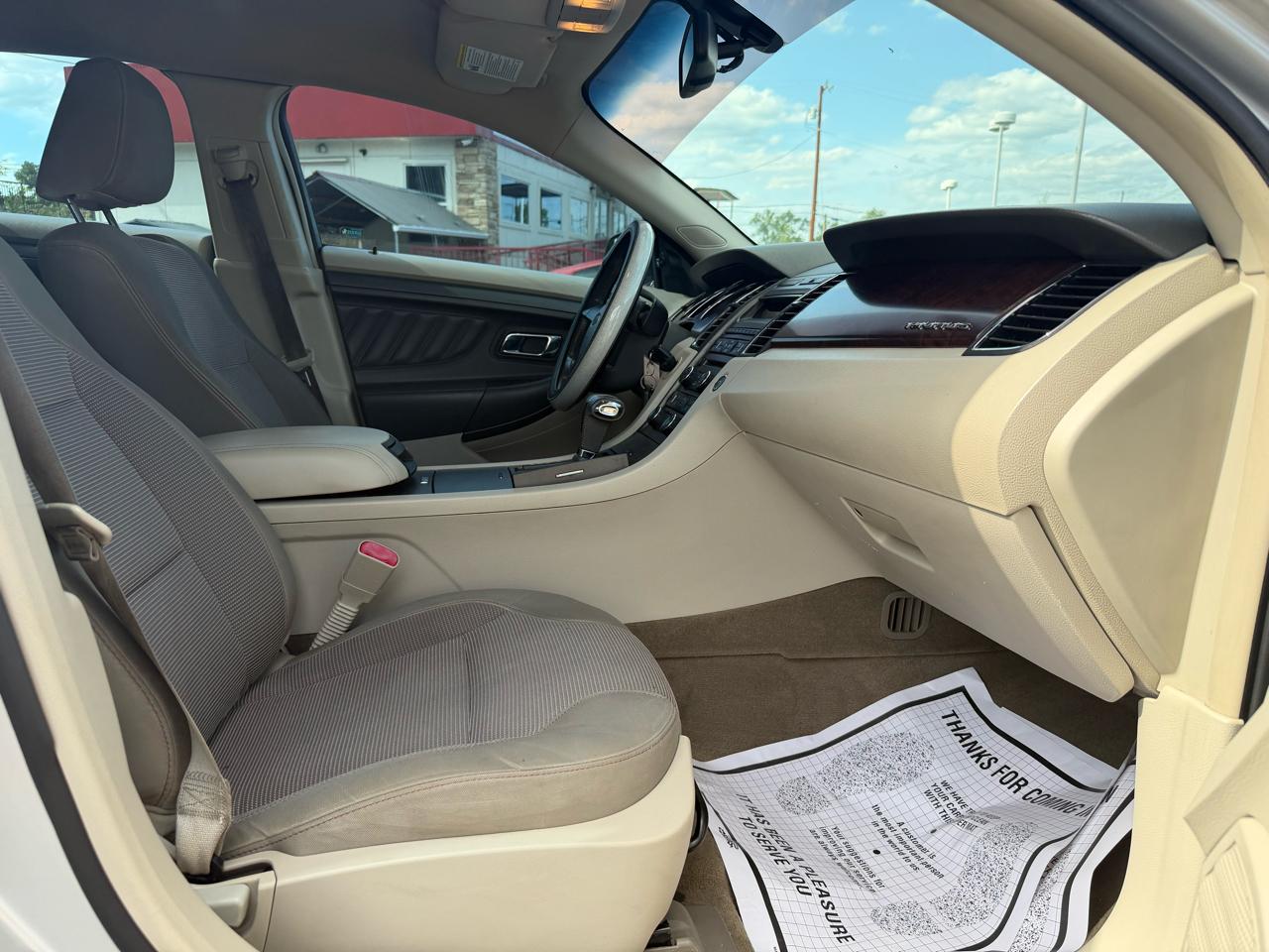 Ford Taurus SEL FWD 2012