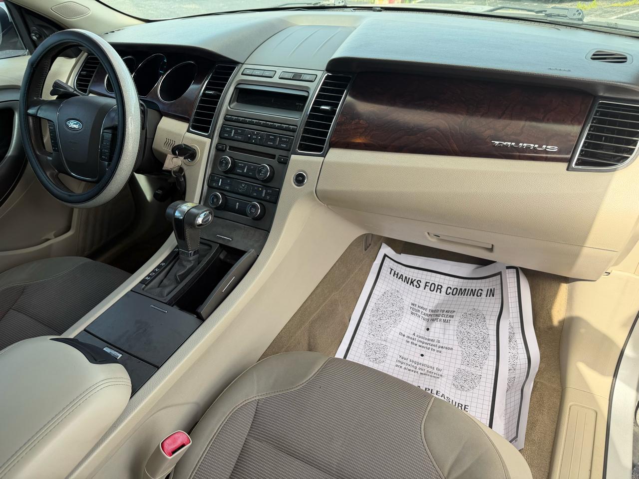 Ford Taurus SEL FWD 2012