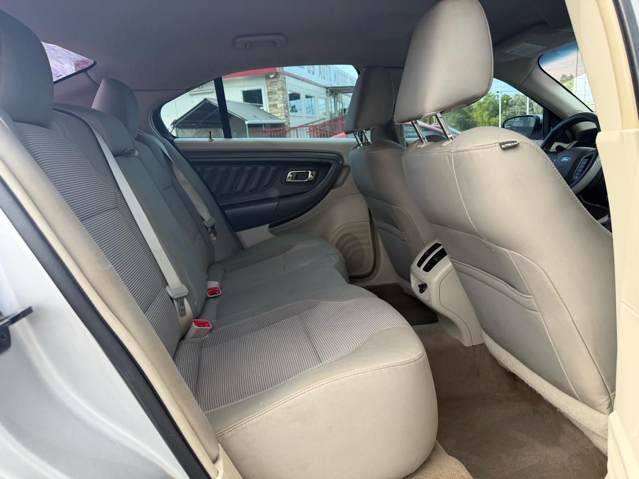 Ford Taurus SEL FWD 2012