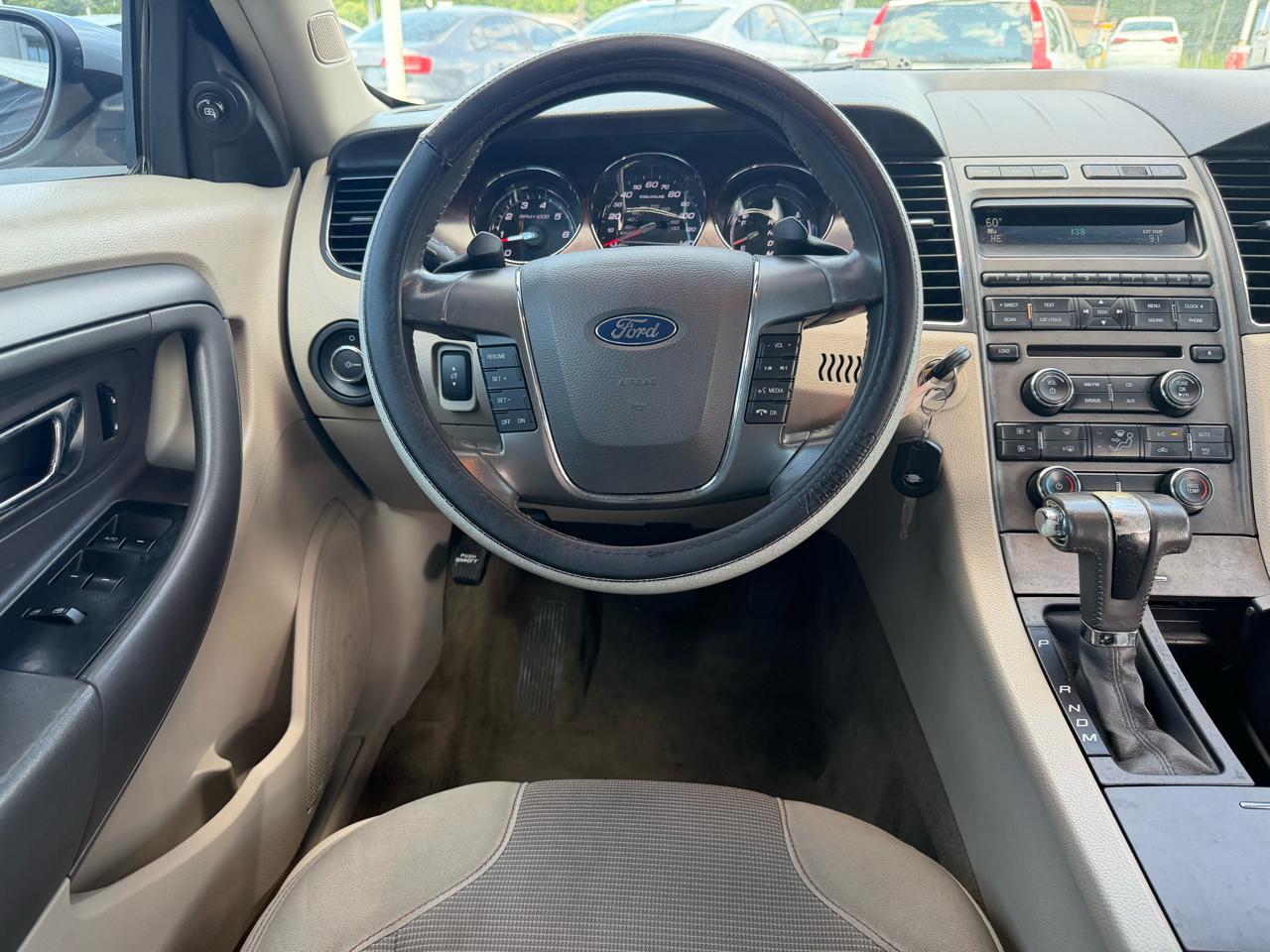 Ford Taurus SEL FWD 2012