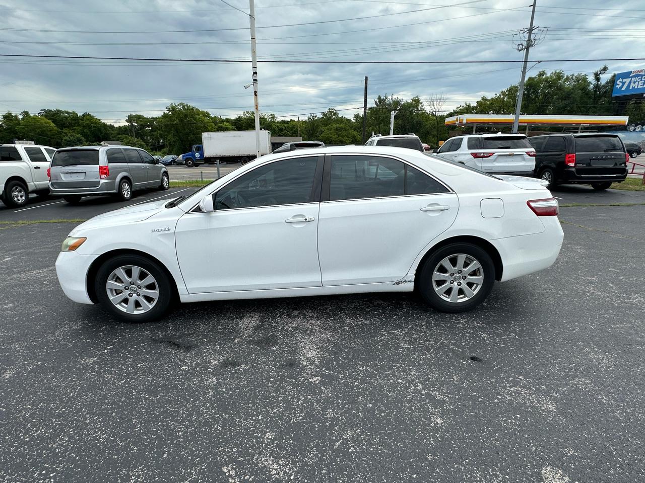 Toyota Camry Hybrid Sedan 2008