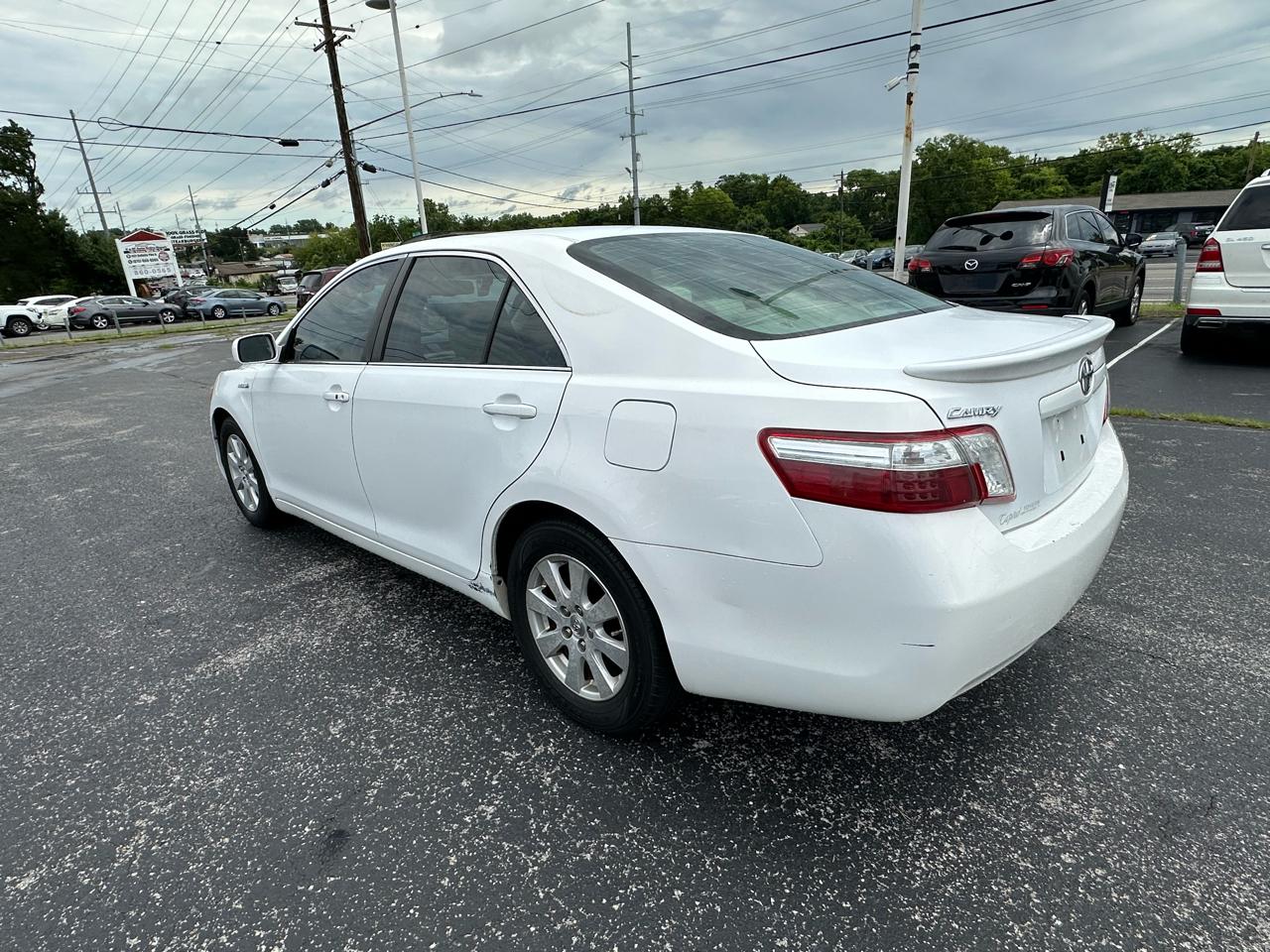 Toyota Camry Hybrid Sedan 2008