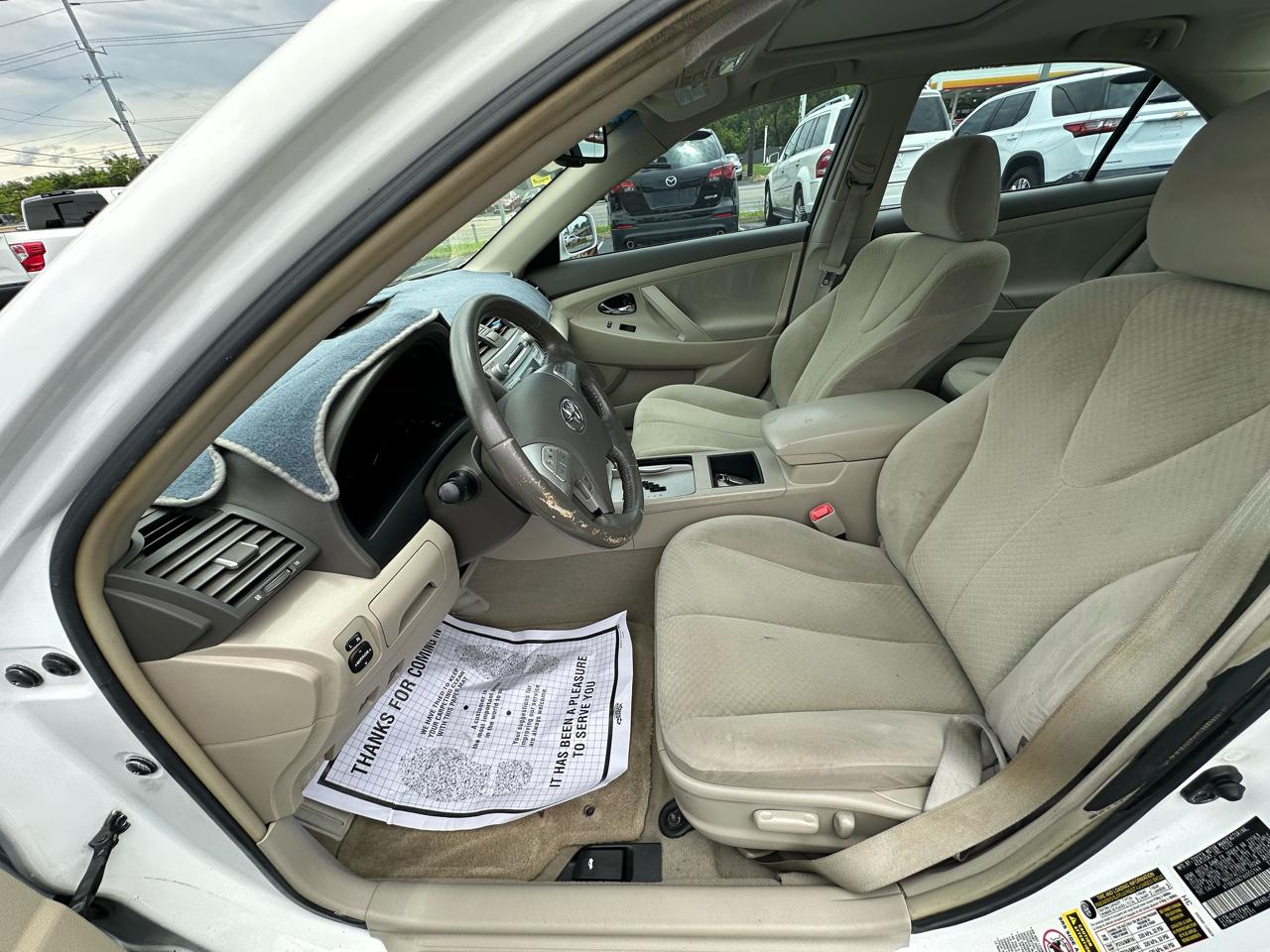 Toyota Camry Hybrid Sedan 2008